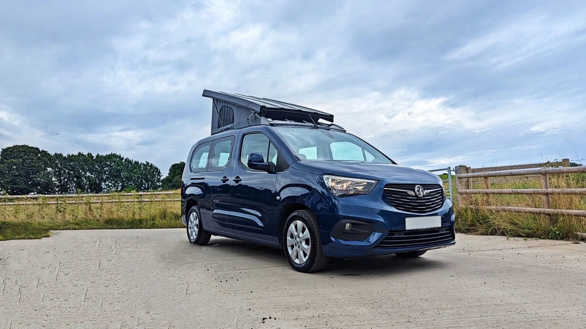 Stargaze Pop Top Elevating Roof For 2016 > on Pop top elevating campervan roof for Citroen Berlingo, Peugeot Partner Rifter, Vauxhall Opel Combo E, Toyota ProAce City XL LWB wheelbase