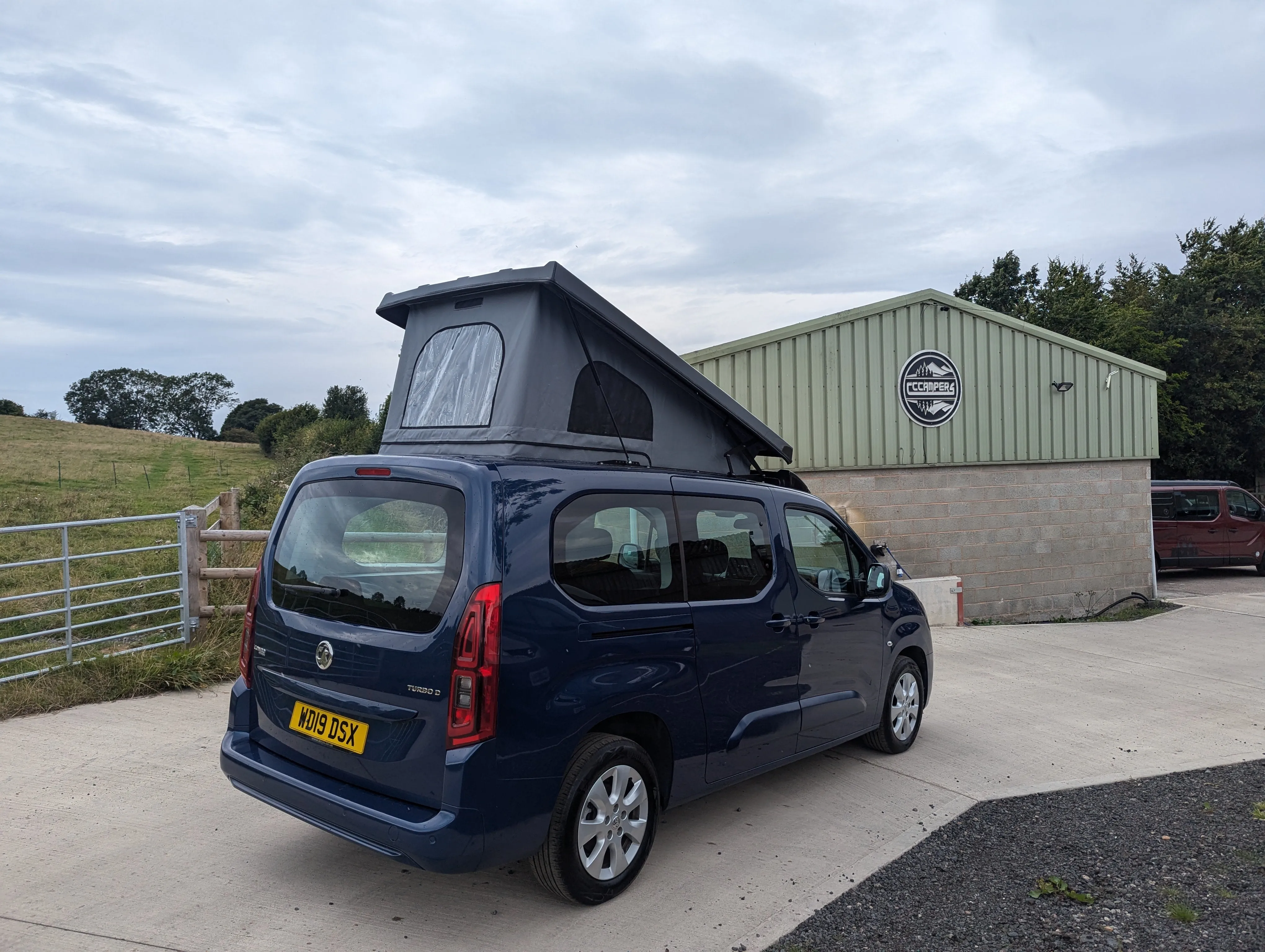 Stargaze Pop Top Elevating Roof For 2016 > on Pop top elevating campervan roof for Citroen Berlingo, Peugeot Partner Rifter, Vauxhall Opel Combo E, Toyota ProAce City XL LWB wheelbase