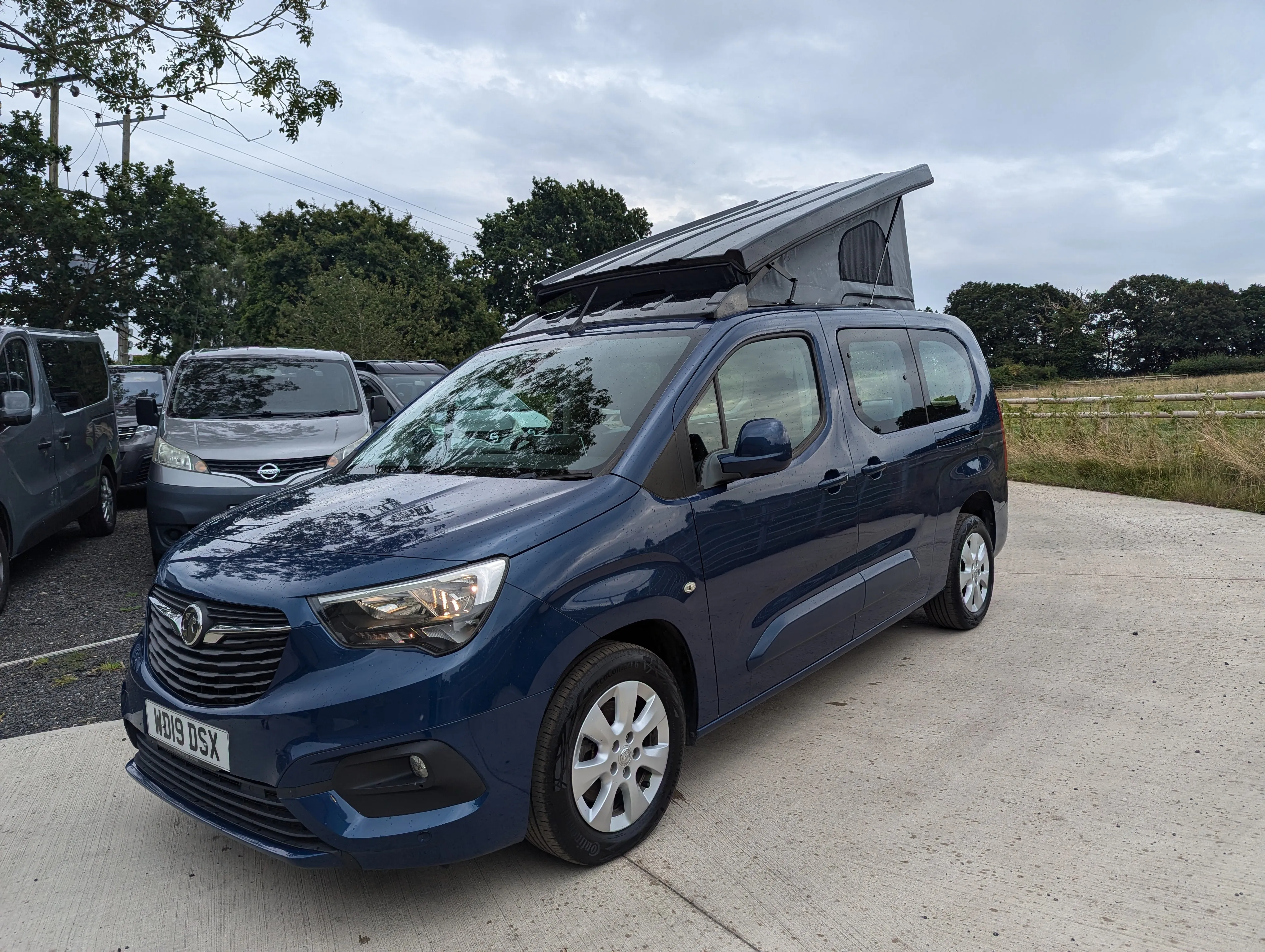 Stargaze Pop Top Elevating Roof For 2016 > on Pop top elevating campervan roof for Citroen Berlingo, Peugeot Partner Rifter, Vauxhall Opel Combo E, Toyota ProAce City XL LWB wheelbase