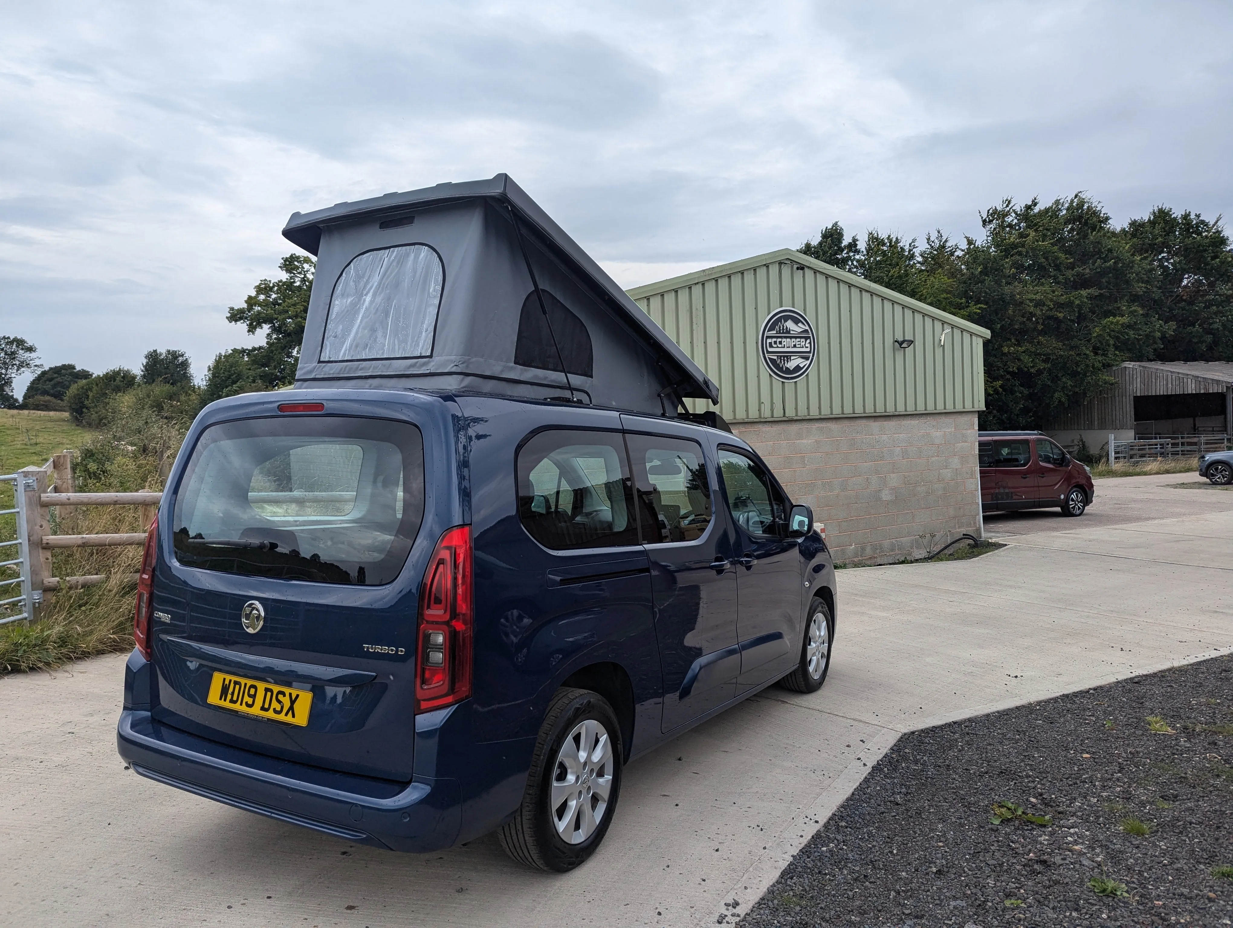 Stargaze Pop Top Elevating Roof For 2016 > on Pop top elevating campervan roof for Citroen Berlingo, Peugeot Partner Rifter, Vauxhall Opel Combo E, Toyota ProAce City XL LWB wheelbase