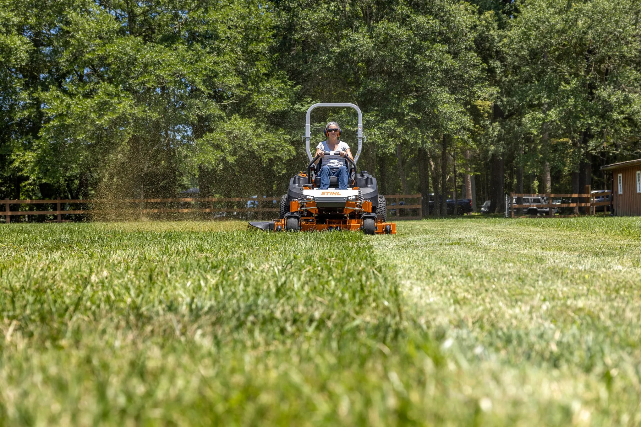 STIHL RZ 760¡ RIDE ON ZERO TURN